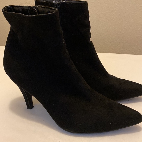Carlos Black Suede Boots - Picture 1 of 7